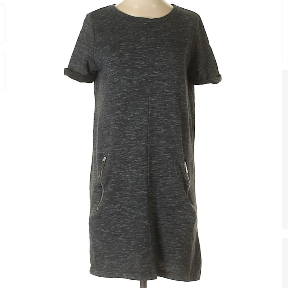 Gap Solid gray black short sleeve knit casual comfortable dress SMALL S pockets